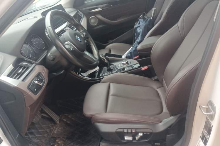 Used BMW X2 2023 sDrive25i M Sport Package Left Front Seat