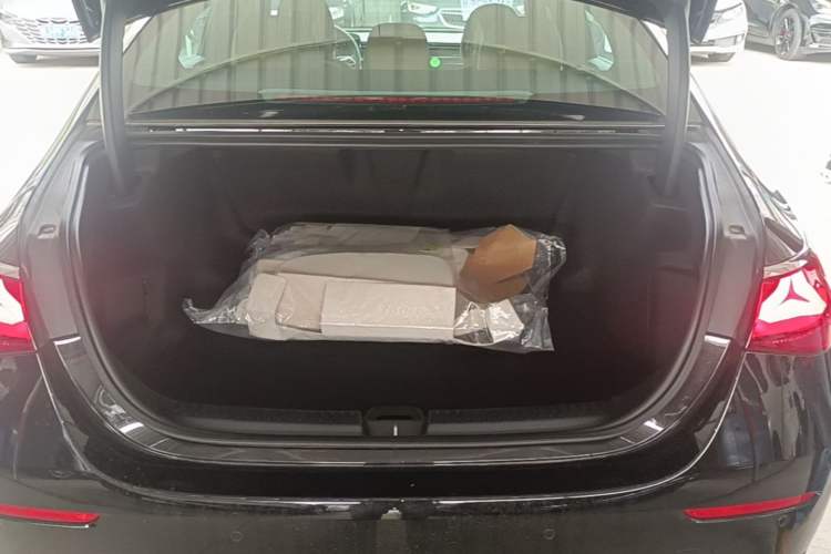 Used Mercedes-Benz E-Class 2026 E 300 L Luxury