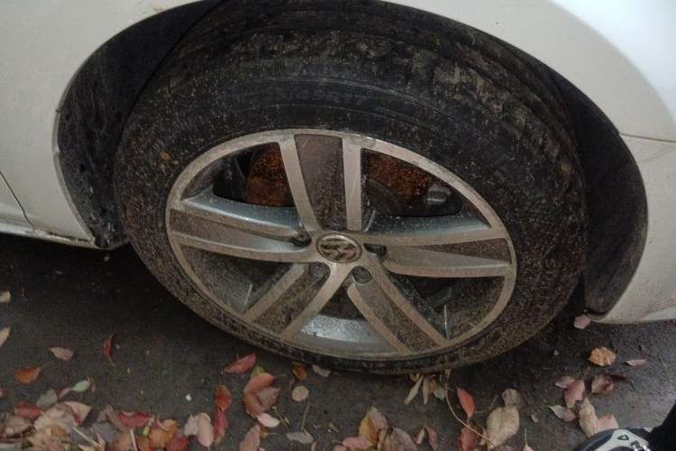 Used Volkswagen FAW-Volkswagen CC 2016 1.8TSI Prestige Model Right Front Wheel Hub