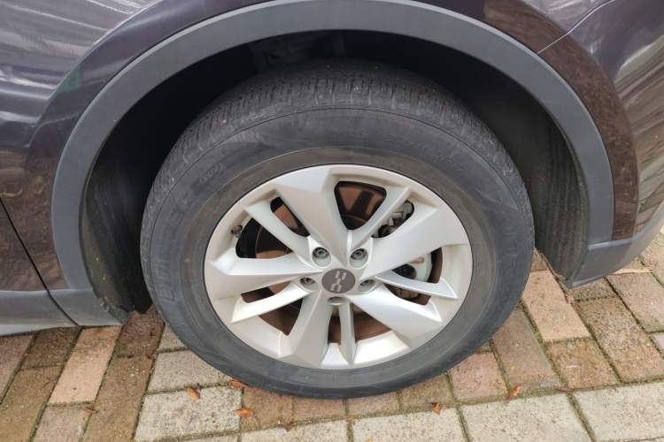 Used Aiways U5 2021 U5 Long-Range PURE Intelligent Edition Right Front Wheel Hub