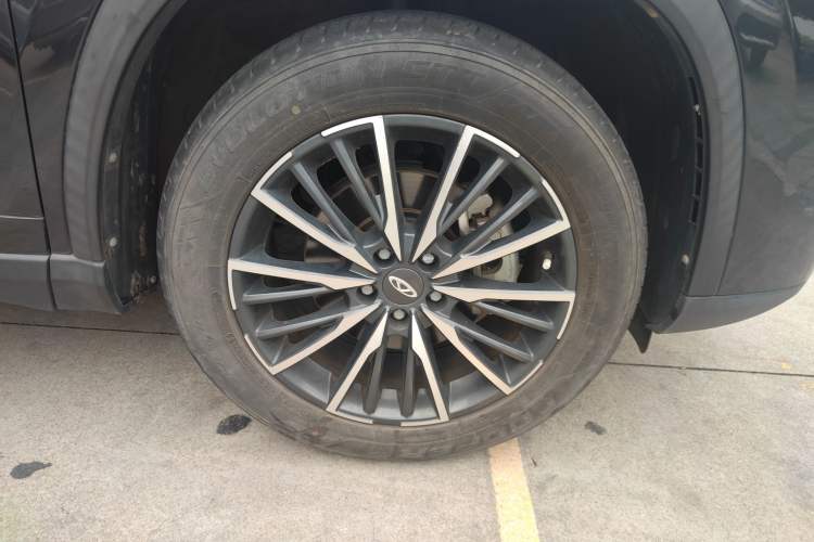 Used Chery Tiggo 8 PLUS 2021 290TGDI DCT Haoting Edition Right Front Wheel Hub