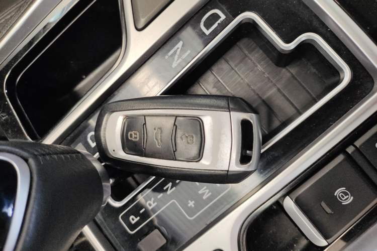 Used Geely Auto Emgrand GT 2015 2.4L Comfort Model