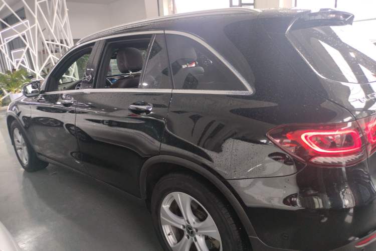 Used Mercedes-Benz GLC 2020 Facelifted GLC 260 L 4MATIC Dynamic Edition
