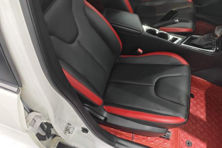 Used Venucia D60 2018 1.6L CVT Smart Connect Elite Edition