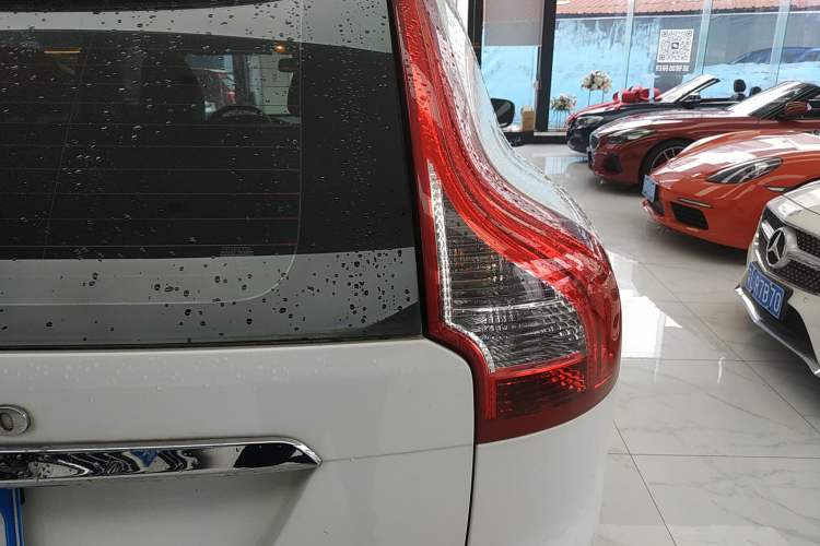 Used Volvo XC60 2015 T5 Smart Upgrade Model