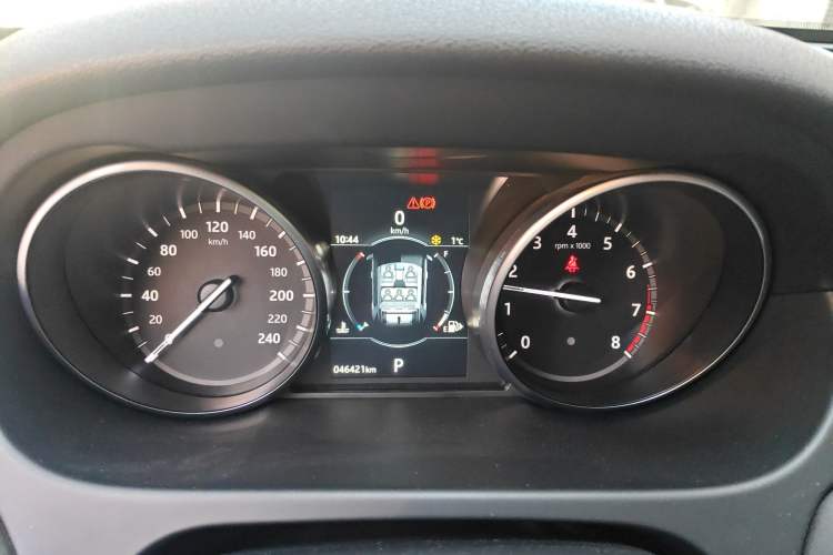 Used Land Rover Discovery Sport 2019 240 PS SE Version China V Standard
