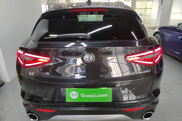 Used Alfa Romeo Stelvio 2017 2.0T 200HP Luxury Edition