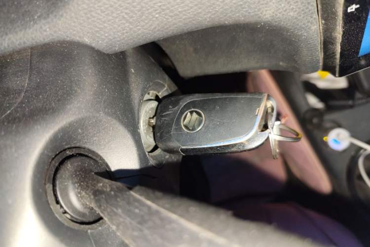 Used Suzuki Swift 2013 1.3L Manual Value Edition
