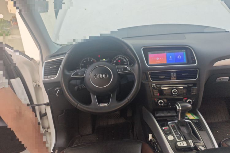 Used Audi Q5 2017 Plus 40 TFSI Technology Model