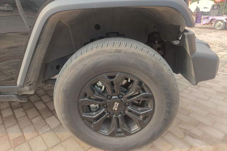 Used 212 T01 2024 2.0T Mechanic