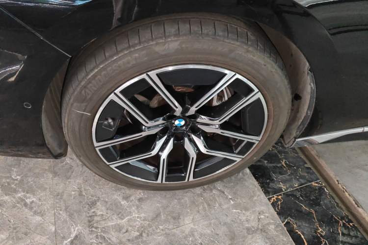 Used BMW 7 Series 2023 735Li M Sport Package