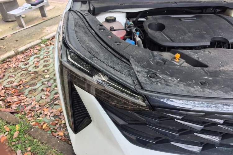 Used Geely Auto Emgrand X7 Sport 2024 1.5TD Dragon Edition Right Front Headlight