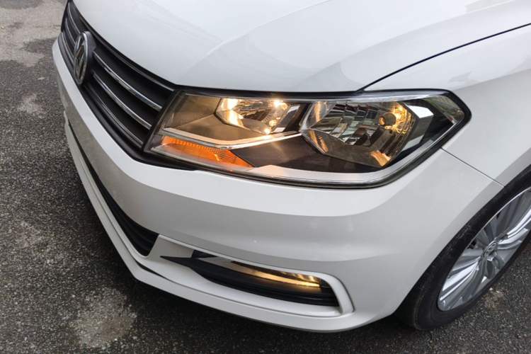 Used Volkswagen Santana 2018 1.5L Automatic Comfort Edition Left Front Headlight