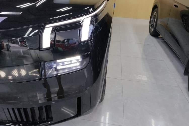 Used Lynk & Co 900 2025 1.5T Ultra
