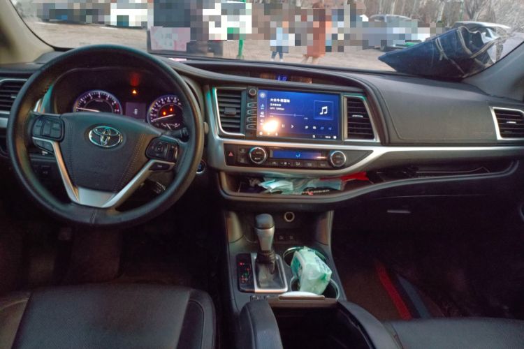 Used Toyota Highlander 2017 2.0T Four-Wheel Drive Luxury Edition 7 Seats