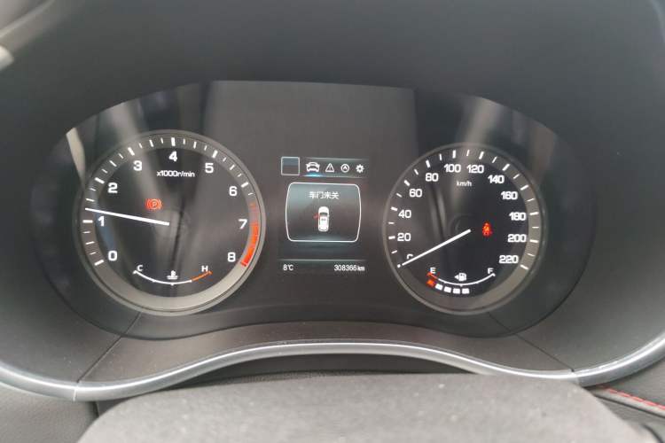 Used Changan CS55 2017 1.5T Manual Colorful Edition
