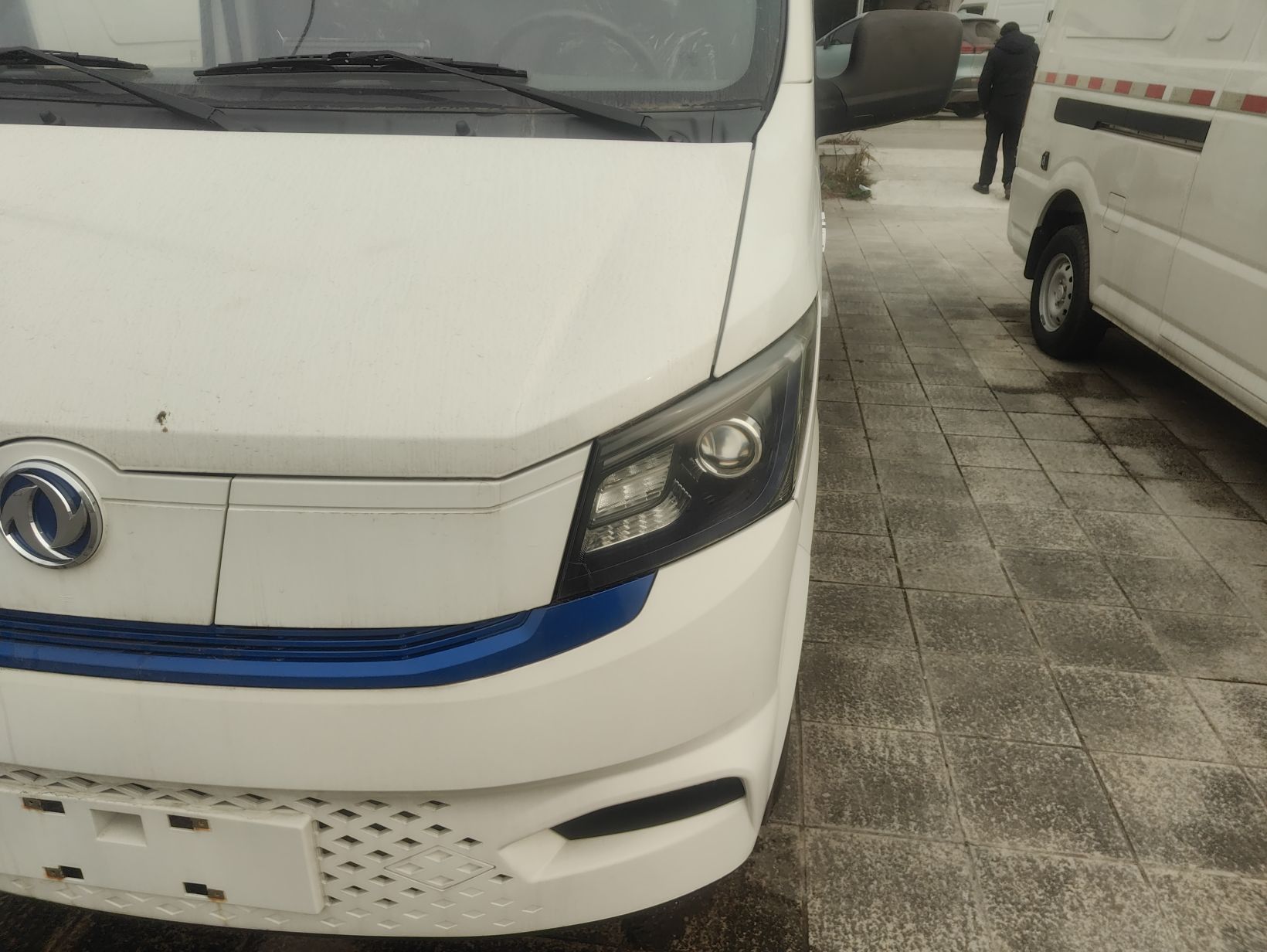 Dongfeng Yufeng EM27 2024 EM27L Eves Power 41.86 kWh — снимка 8