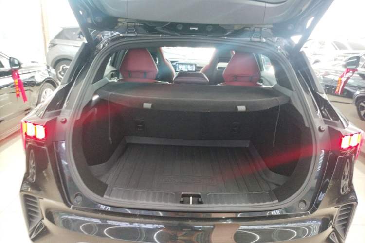 Used Lynk & Co 06 2020 1.5T JinPro model