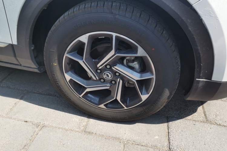 Used Dongfeng Aeolus AX7 2020 1.6T Automatic AI Pioneer Model China VI Standard
