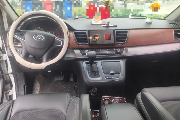 Used SAIC MAXUS G10 2016 2.0T Automatic Elite Edition
