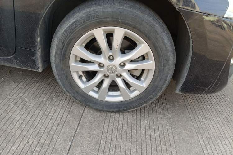 Used Nissan Teana 2016 2.0L XE Fashion Edition Right Front Wheel Hub