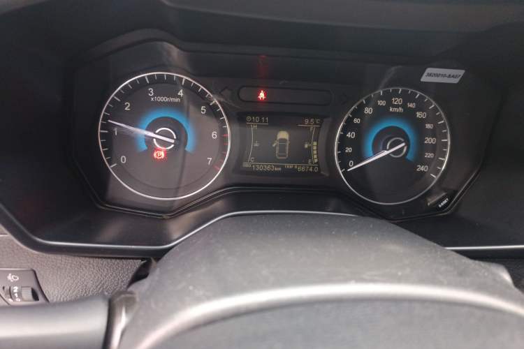 Used Dongfeng Fengon 580 2018 Revised Version 1.8L Manual Comfort Edition Odometer Close Up