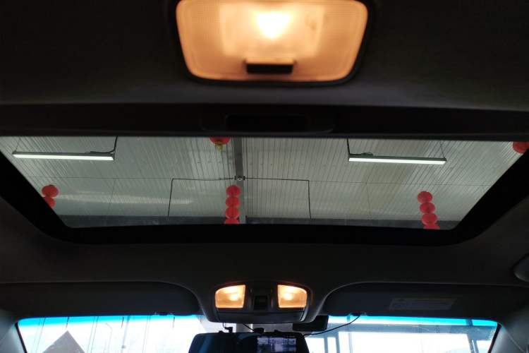 Used Hyundai Elantra (6th Generation / Lingdong) 2016 1.6L Automatic ZhiXuan – Elite Version Headliner