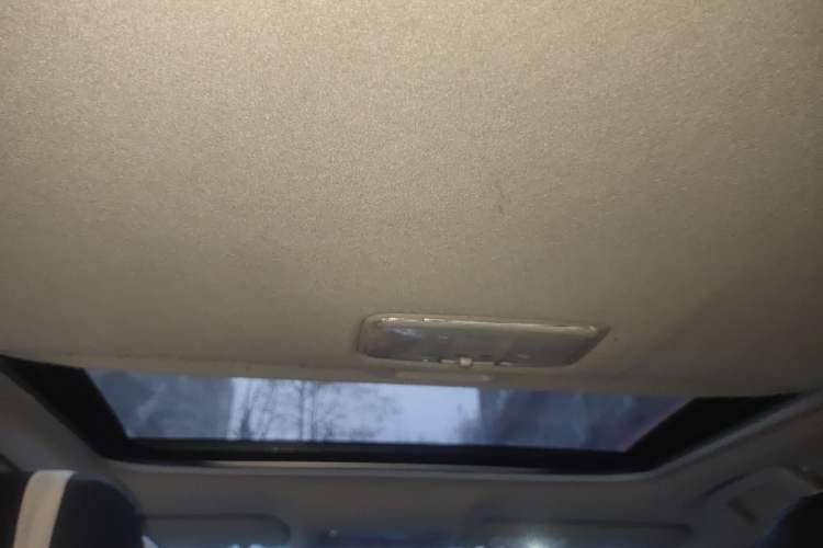 Used Toyota Levin 2017 Revised Dual-Engine 1.8H GS E-CVT Elite Sunroof Version China V Standard