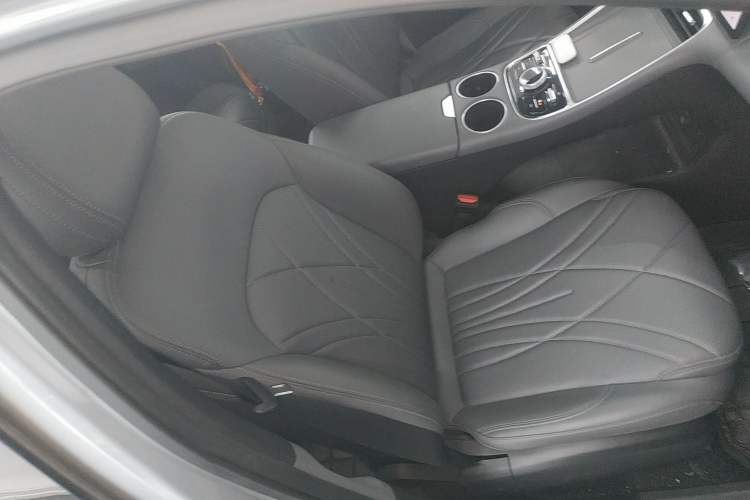 Used Geely Galaxy L6 2025 EM-i 140km Explorer+ Edition Right Front Seat