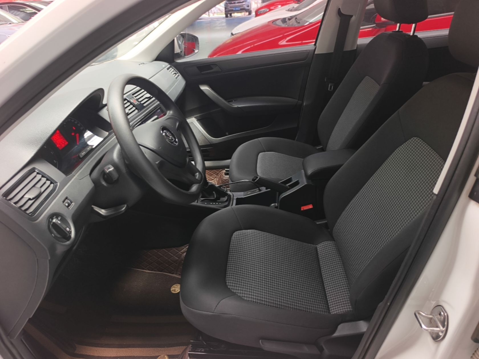 Avant de la voiture