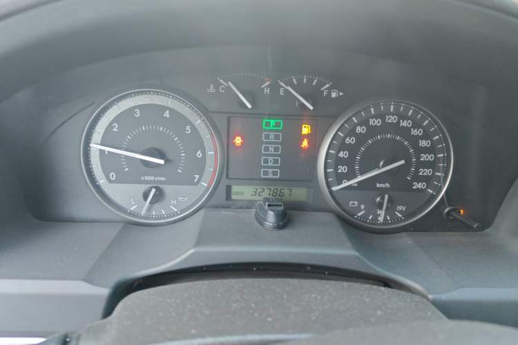 Used Toyota Land Cruiser  Instrument Cluster