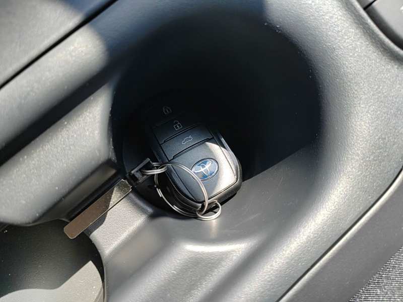 Used Toyota Corolla 2023 1.8L Smart Electric Hybrid Dual-Motor Elite Edition — 8