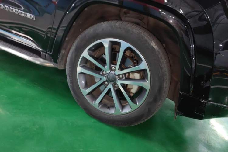 Used Jeep Grand Commander 2018 2.0T Four-Wheel Drive Smart Enjoyment Version China VI
