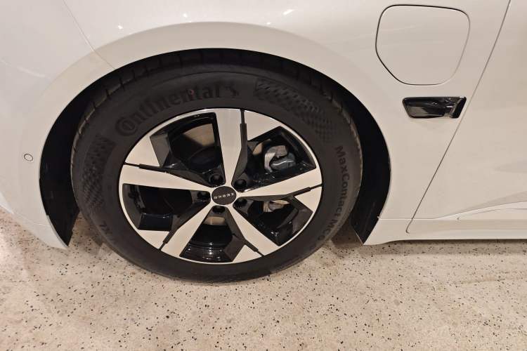 Used Zeekr 001 2023 WE Edition 86 kWh
