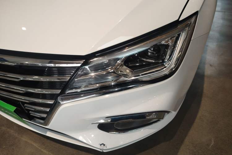 Used Roewe i5 2020 1.5L Automatic 4G Connect Luxury Flagship Edition