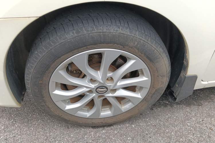 Used Nissan Sylphy 2019 1.6XV CVT Smart Connect Luxury Edition China V Standard Left Front Wheel Hub