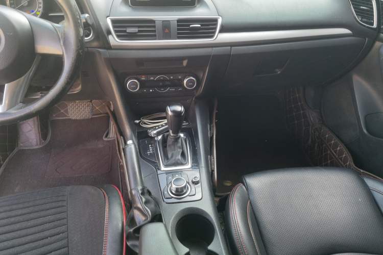 Used Mazda 3 Axela 2016 Sedan 1.5L Automatic Luxury Model Gear Lever