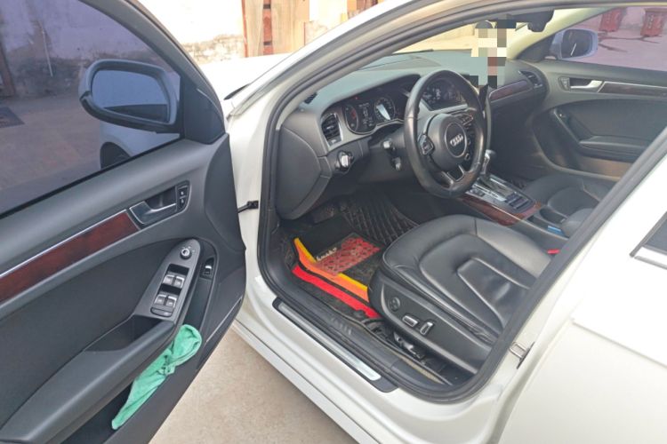 Used Audi A4L 2013 35 TFSI Automatic Comfort Model Driver Seat