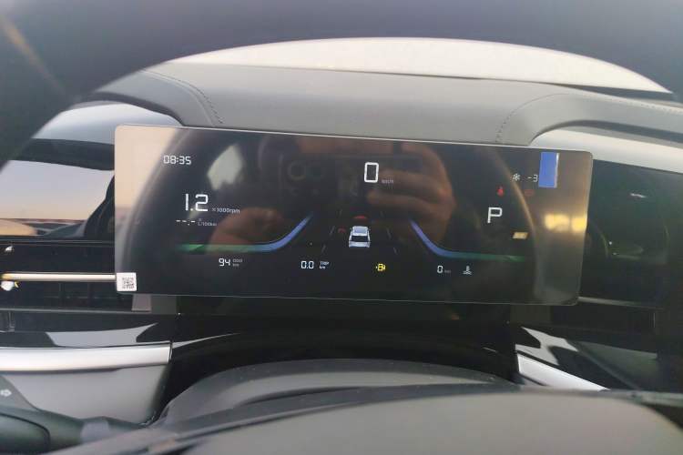 Used Geely Auto Emgrand X7 Sport 2026 Model 1.5TD Aspirational