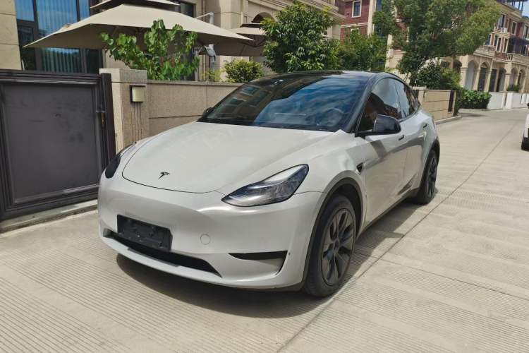 Used Tesla Model Y 2023 Rear-Wheel-Drive Version