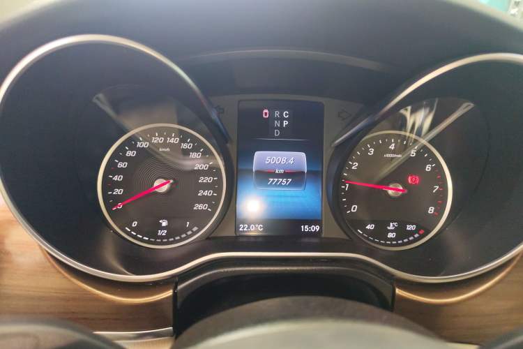 Used Mercedes-Benz V-Class 2022 V 260 L Long Wheelbase Prestige Edition
