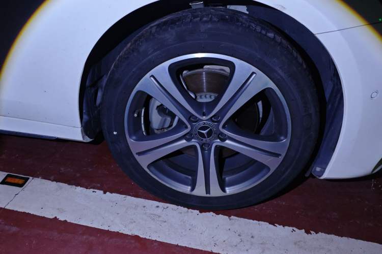 Used Mercedes-Benz E-Class 2019 E 200 L Sport Edition
