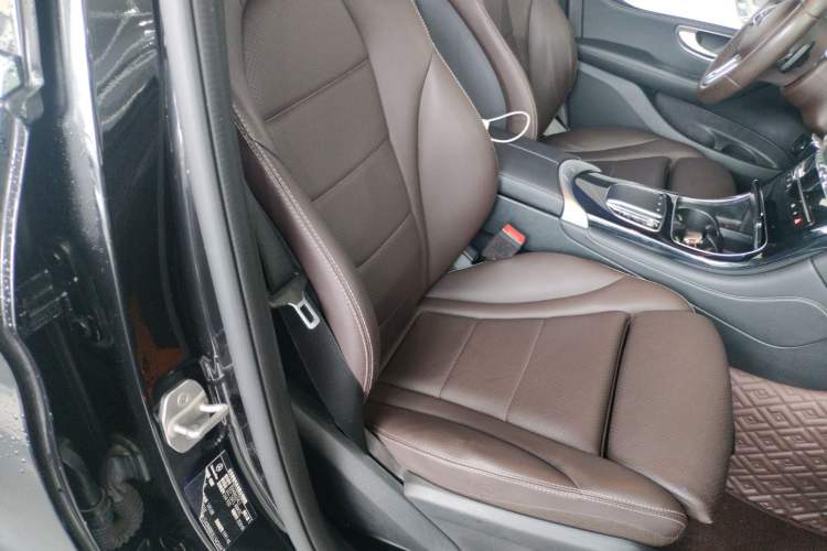 Used Mercedes-Benz GLC 2020 Facelifted GLC 260 L 4MATIC Dynamic Edition
