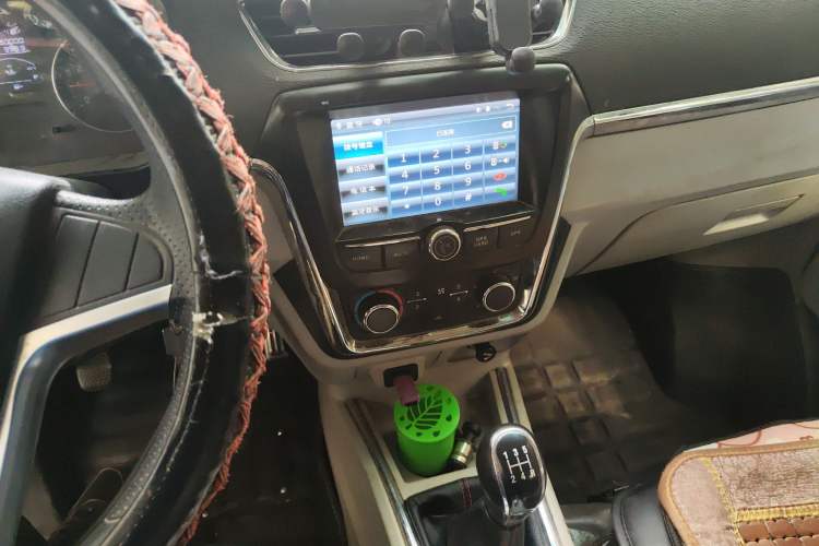 Used Jinbei Hiace X30 2018 1.5L Cargo Van Standard Version DLCG14 Audio And AC Panel