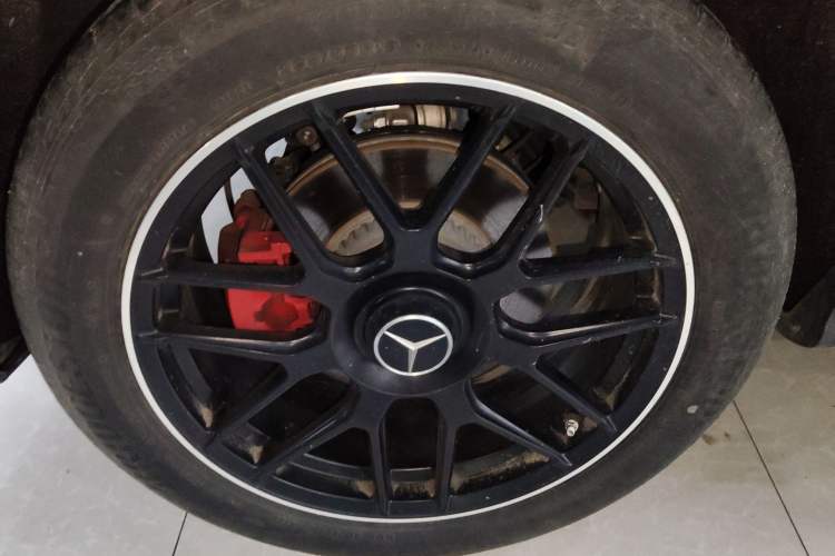 Used Mercedes-Benz GLC 2022 Facelifted GLC 260 L 4MATIC Dynamic Edition Right Rear Wheel Hub