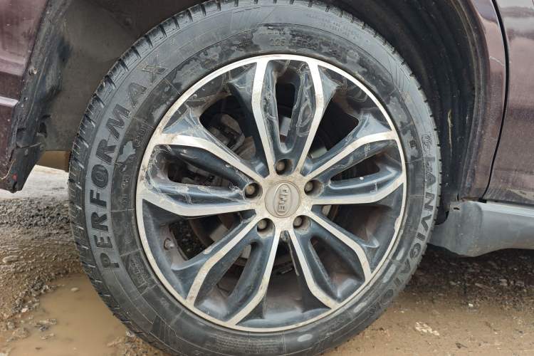 Used BYD S7 2015 2.0T Automatic Prestige Model