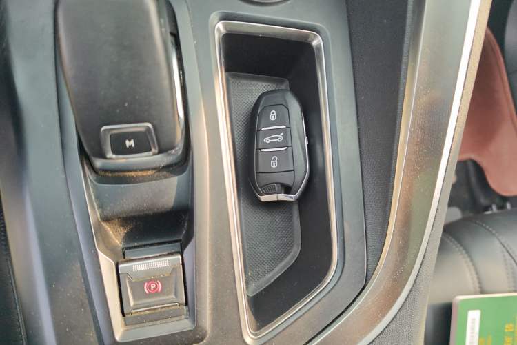 Used Peugeot 5008 2019 380THP 7-Seater Luxury Edition