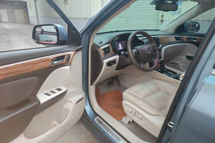 Used GAC Trumpchi GS8 2017 320T Two-Wheel Drive Luxury Smart Connectivity Version (7 Seats) Driver Seat