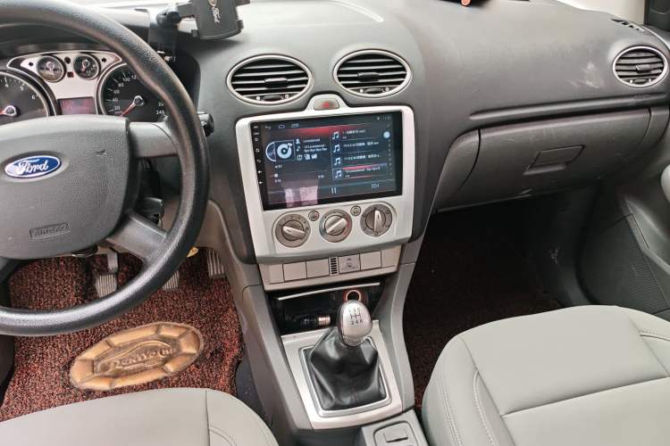 Used Ford Focus 2013 Hatchback Classic 1.8L Manual Base Model