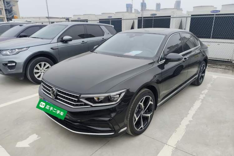 Used Volkswagen Magotan 2026 30 Million Vehicles Selected Model 380TSI DSG Luxury Edition